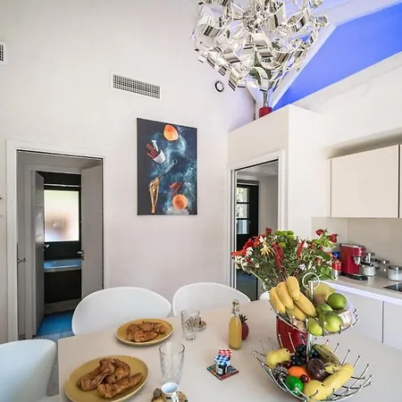 3 Bedrooms With Private Garden And Pool * Niza